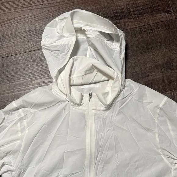 lululemon athletica White Windbreaker Jacket - Picture 5 of 10
